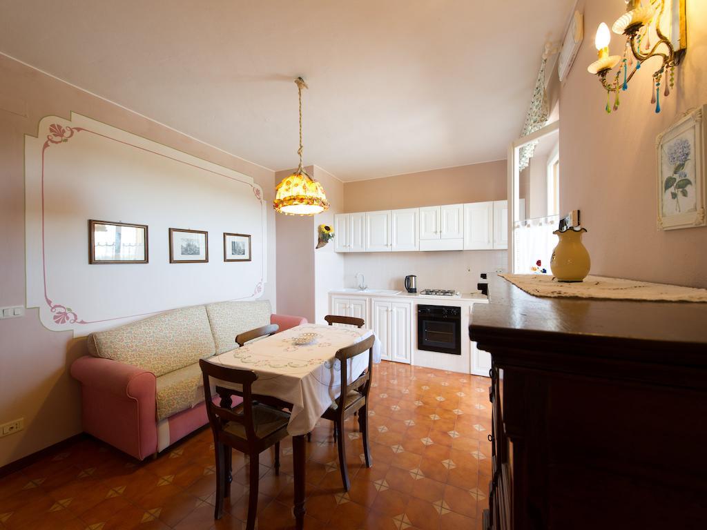 Gli Archi E La Quiete Guest House Cortona Phòng bức ảnh