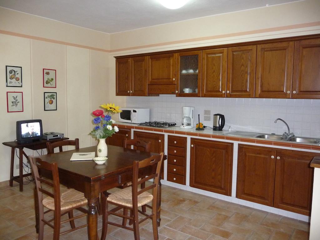 Gli Archi E La Quiete Guest House Cortona Phòng bức ảnh